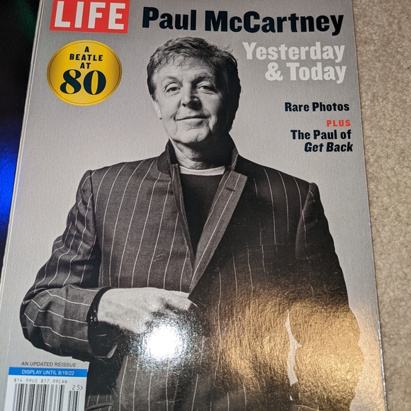 Paul McCartney bundle of 2 magazines - Picture 8 of 13